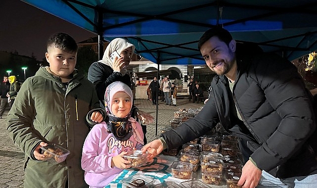 Nilüfer Belediyesi’nden kandil simidi ikramı