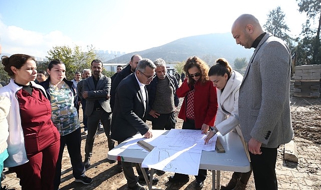 Karşıyaka’nın yeni hayvan barınağı için ilk kazma vuruldu